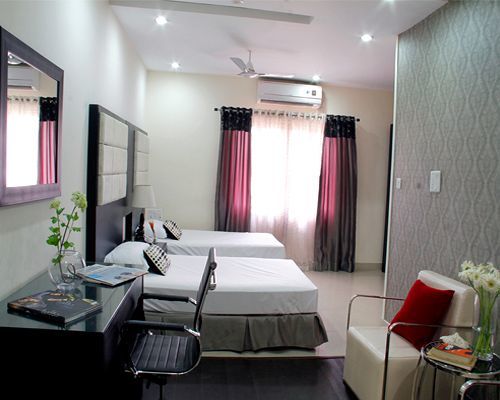 Hotel At Home Suites , Gachibowli, Hyderabad Esterno foto